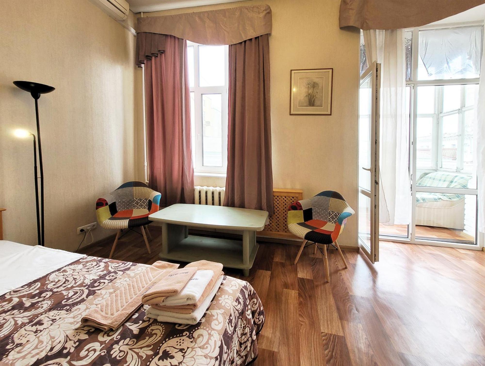 Home Hotel Apartments On Kontraktova Ploshcha Kiev Habitación foto