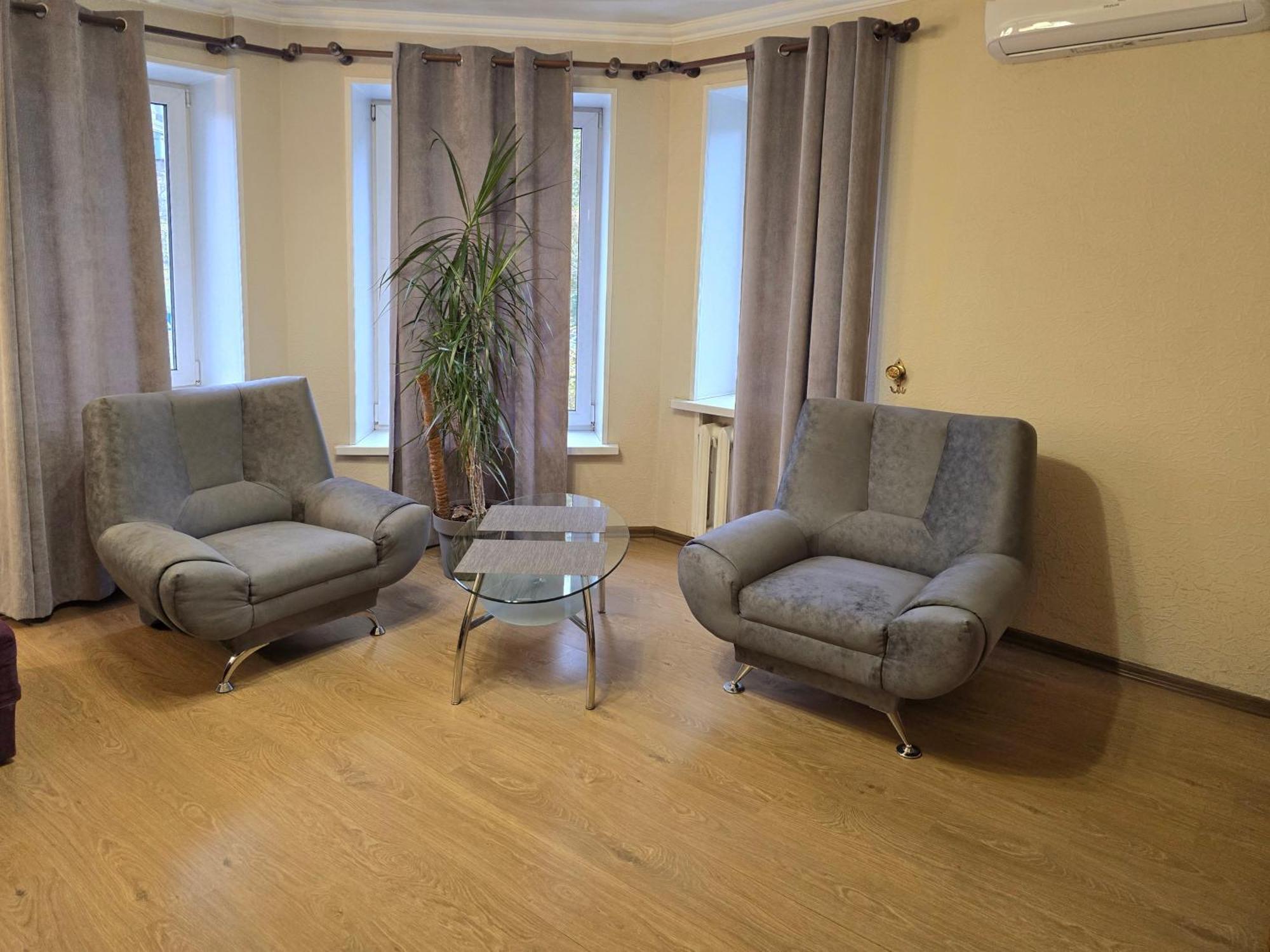 Home Hotel Apartments On Kontraktova Ploshcha Kiev Exterior foto